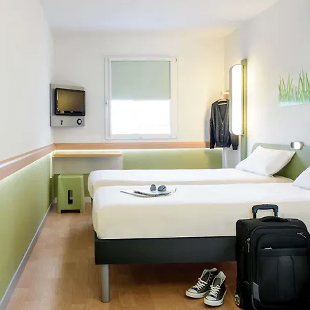 Ibis Budget Am Innenhafen فندق دوسبرغ