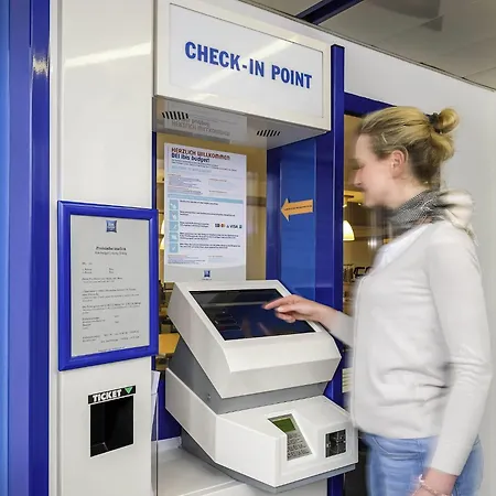 Ibis Budget Am Innenhafen Hotel *