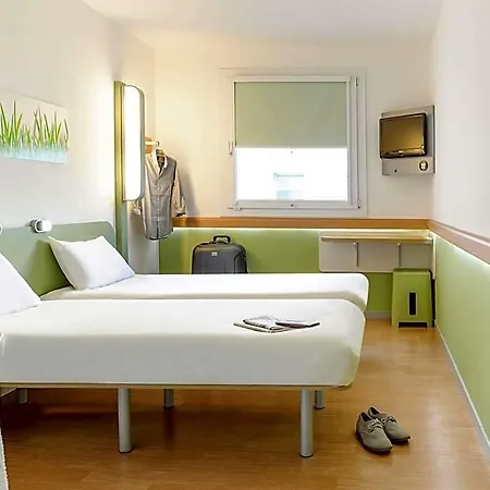 Ibis Budget Am Innenhafen