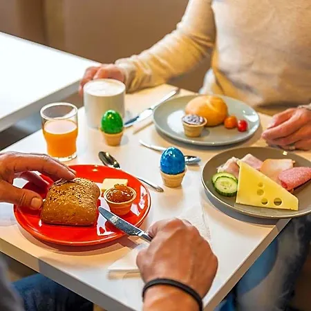 Ibis Budget Am Innenhafen Hotell *