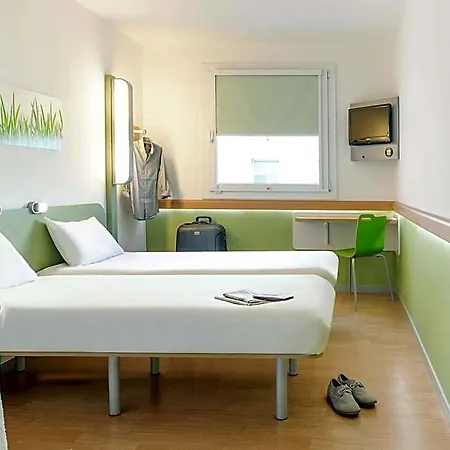 Ibis Budget Am Innenhafen Hotell *